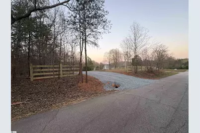 829 Bramlett Road, Laurens, SC 29360 - Photo 1