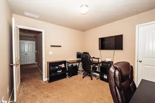 220 Dellwood Dr, Spartanburg, SC 29301 - Photo 22