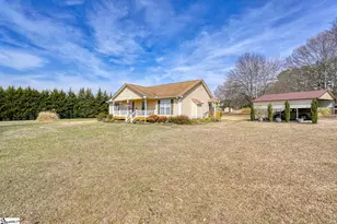 750 Goodjoin Rd, Campobello, SC 29322 - Photo 2