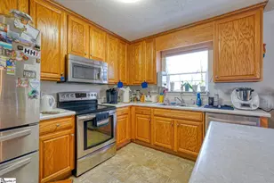 750 Goodjoin Rd, Campobello, SC 29322 - Photo 12