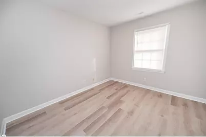 1466 B Dover Road, Spartanburg, SC 29301 - Photo 12