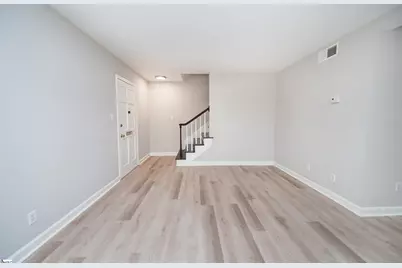 1466 B Dover Road, Spartanburg, SC 29301 - Photo 2