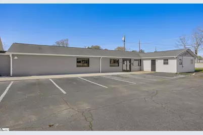 815 W Main Street, Pickens, SC 29671 - Photo 1