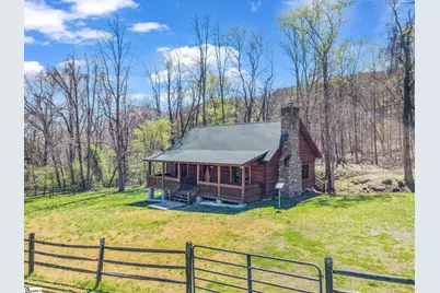 175 Pink Campbell Road, Landrum, SC 29356 - Photo 4