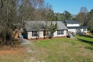 1028 Pine Lake Dr, Anderson, SC 29689 - Photo 8