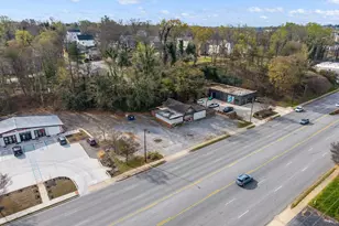 326 Wade Hampton Blvd, Greenville, SC 29609 - Photo 18