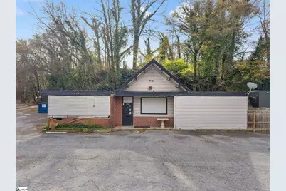326 Wade Hampton Boulevard, Greenville, SC 29609 - Photo 6