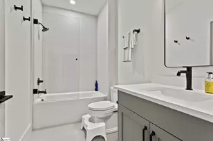 202 Cammer Ave, Greenville, SC 29605 - Photo 40