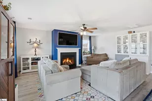 407 Whittier St, Greenville, SC 29605 - Photo 12