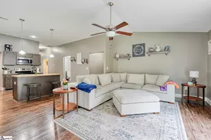 770 Charleston Pl, Duncan, SC 29334 - Photo 10