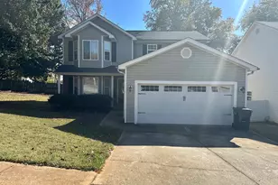 1 Kingscreek Dr, Greer, SC 29650 - Photo 2