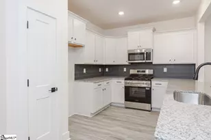 618 Farcroft Trl, Roebuck, SC 29376 - Photo 6
