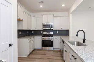 612 Farcroft Trl, Roebuck, SC 29376 - Photo 6