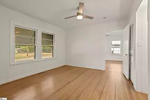 401 Rogers Ave, Greenville, SC 29617 - Photo 6