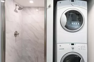 100 E Washinton St, Greenville, SC 29601 - Photo 12