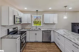 201 Rosemary Ln, Greenville, SC 29615 - Photo 14