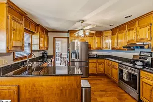 502 S Almond Dr, Simpsonville, SC 29681 - Photo 14