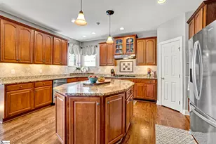 236 Highgrove Ct, Simpsonville, SC 29681 - Photo 8