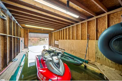 1028 E Lakeshore Drive, Landrum, SC 29356 - Photo 16