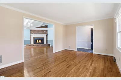 128 Paddock Drive, Greer, SC 29650 - Photo 6