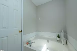 400 Penobscot Ct, Simpsonville, SC 29681 - Photo 24