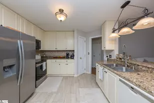 400 Penobscot Ct, Simpsonville, SC 29681 - Photo 14