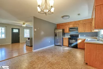 102 Stoneledge Drive, Woodruff, SC 29388 - Photo 8