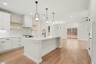 130 Boxwood Ln, Easley, SC 29640 - Photo 6