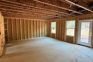 8 Huff Dr, Greenville, SC 29611 - Photo 4