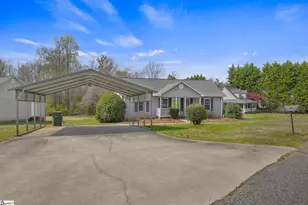 205 Timber Dr, Pickens, SC 29671 - Photo 6