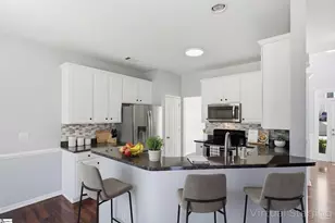 10 Crested Spring Ct, Greenville, SC 29605 - Photo 6