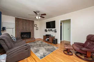 12 N Acres Dr, Greenville, SC 29609 - Photo 6