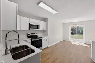 304 Golden Leaf Ln, Simpsonville, SC 29681 - Photo 6