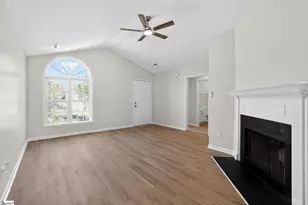 304 Golden Leaf Ln, Simpsonville, SC 29681 - Photo 4