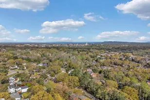 26 Faris Cir, Greenville, SC 29605 - Photo 2