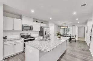 332 Kensley Dr, Greenville, SC 29617 - Photo 6