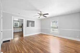 302 Lucky St, Easley, SC 29640 - Photo 4