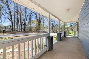 302 Lucky St, Easley, SC 29640 - Photo 2