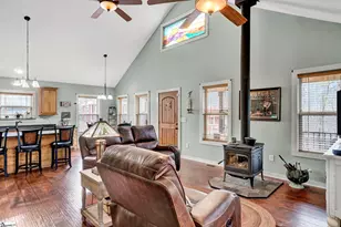 146 Bert Mae Ln, Pickens, SC 29671 - Photo 10