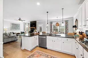 265 Delbourne Ln, Greer, SC 29651 - Photo 12