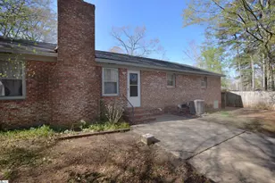 203 Canebreak Ln, Simpsonville, SC 29681 - Photo 6