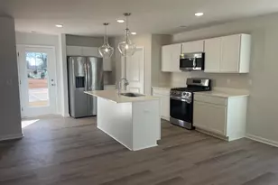 102 Wyndham Way, Laurens, SC 29360 - Photo 2