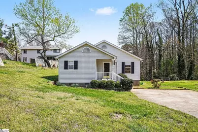 1106 Charter Oaks Drive, Taylors, SC 29687 - Photo 2