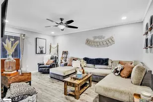 311 W Earle St, Greenville, SC 29609 - Photo 8