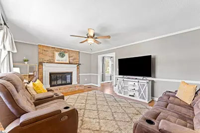 211 Springside Circle, Anderson, SC 29625 - Photo 2