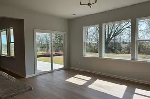 344 Blane Ct, Inman, SC 29349 - Photo 4