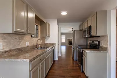 202 Woodruff Park Lane, Simpsonville, SC 29681 - Photo 4