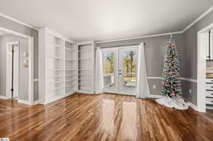 390 Tranquil Dr, Laurens, SC 29360 - Photo 8