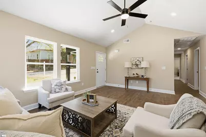 1606 S Murray Ave Extension, Anderson, SC 29624 - Photo 8