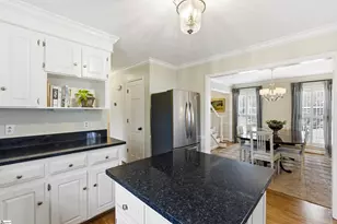 21 Oak Crest Ct, Greenville, SC 29605 - Photo 16